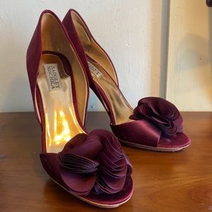 Badgley Mischka Peep Toe Stilettos Size 8